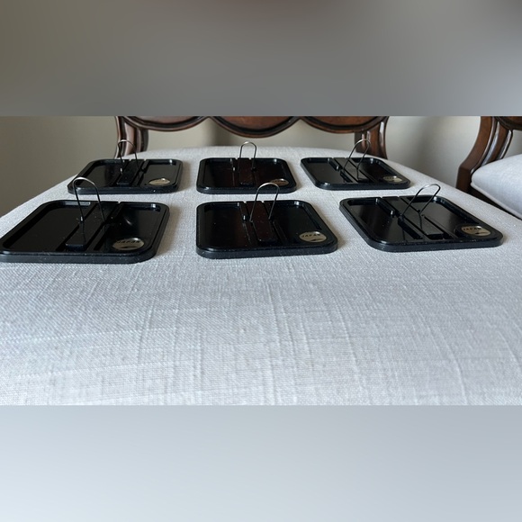 NWOT a set of traditional print coasters/decors+a bonus ashtray - Picture 5 of 6